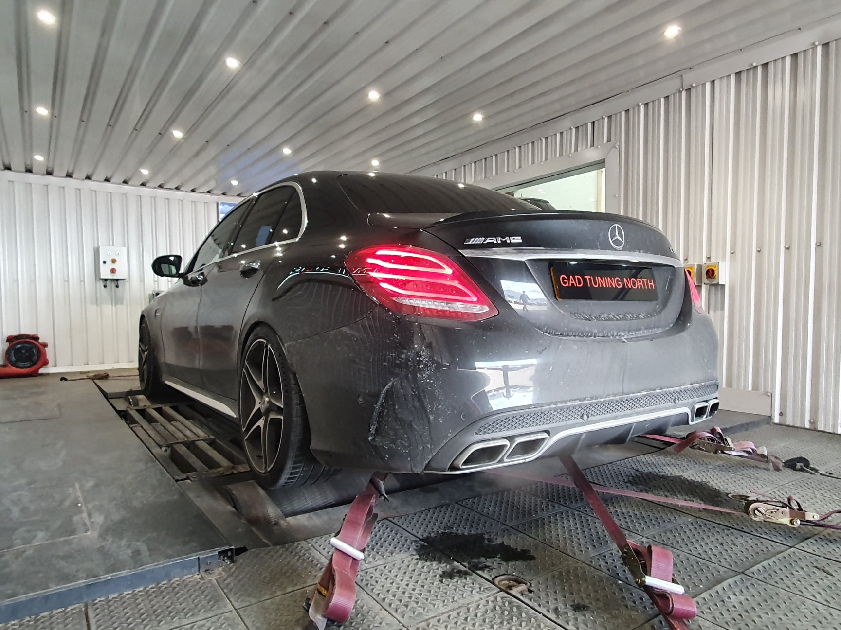 Mercedes C63s in for stage 1 tune 